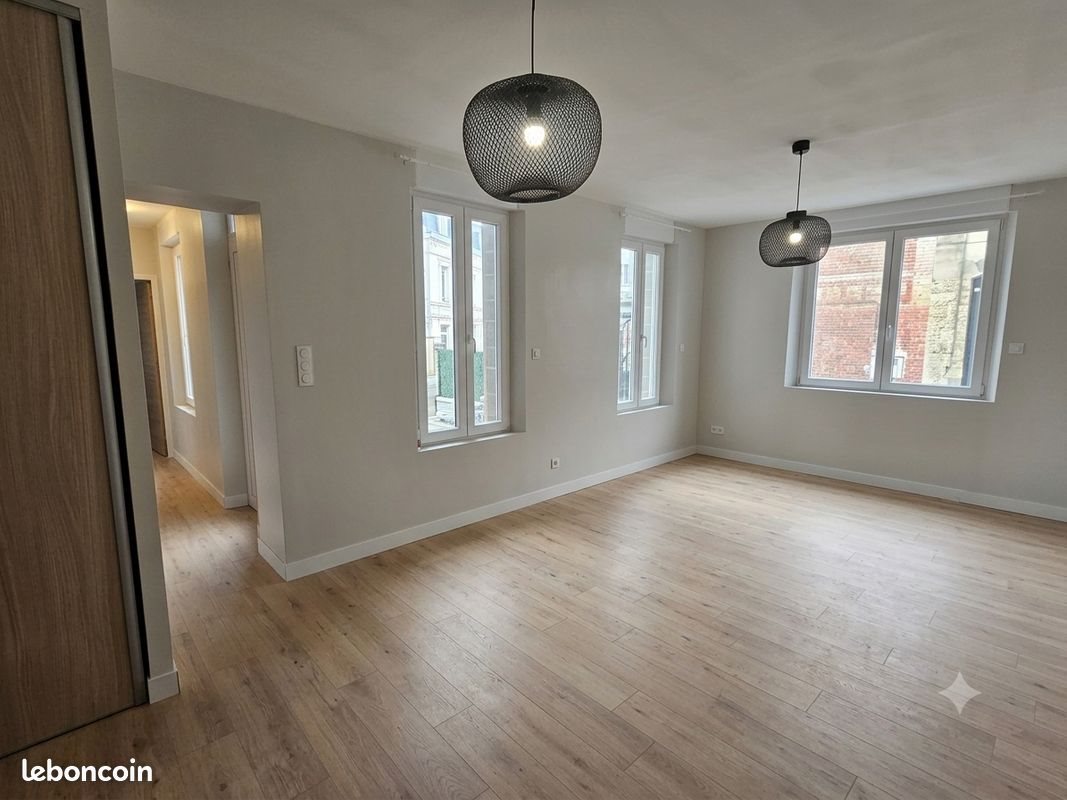 Maison à louer, 100m², Saint-Quentin