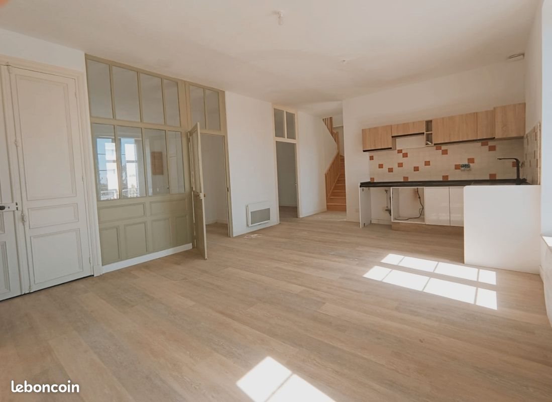 Appartement à louer, 136m², Fontenay-le-Comte