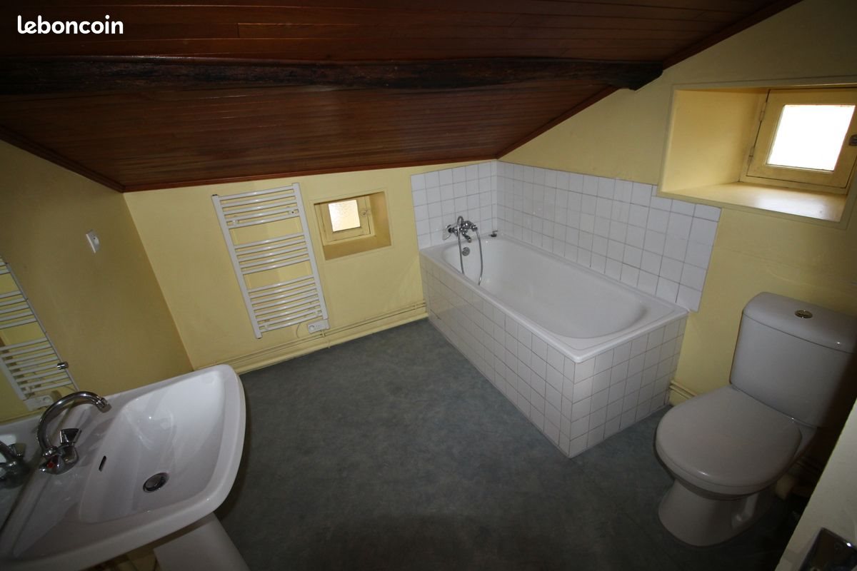 Appartement à louer, 26m², Saint-Rambert-en-Bugey