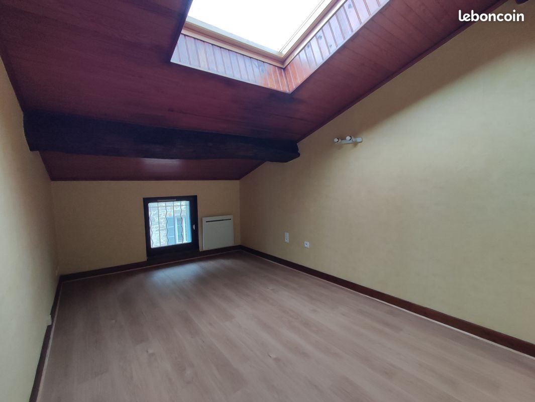 Appartement à louer, 26m², Saint-Rambert-en-Bugey