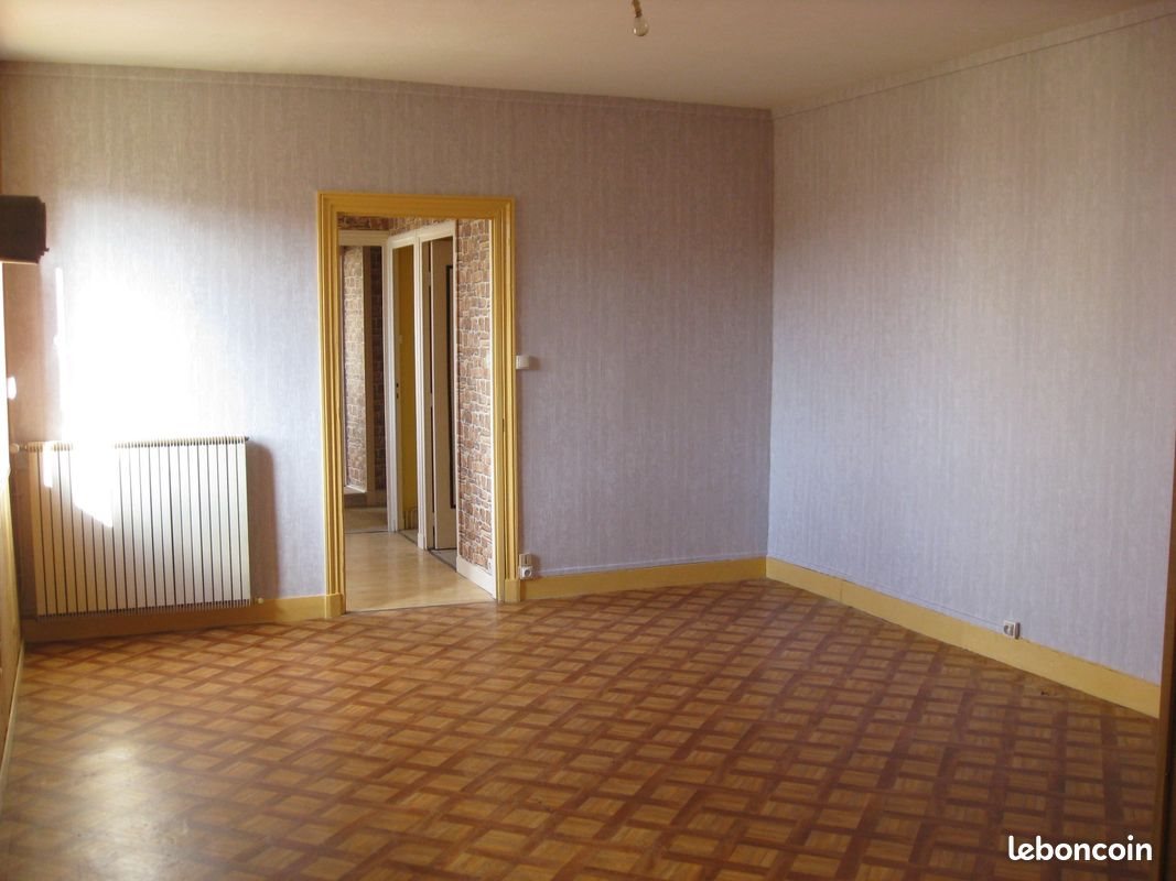Appartement à louer, 86m², Thizy
