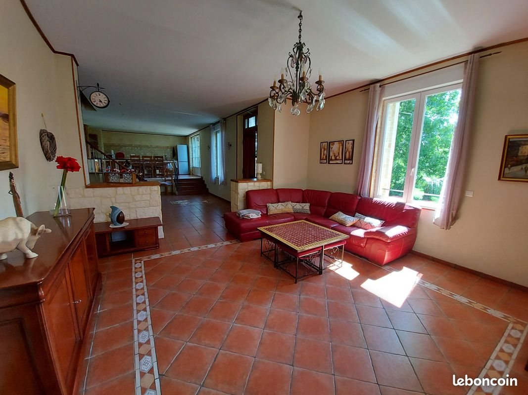 Maison à louer, 180m², Narbonne