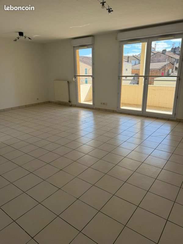 Appartement à louer, 82m², Mâcon