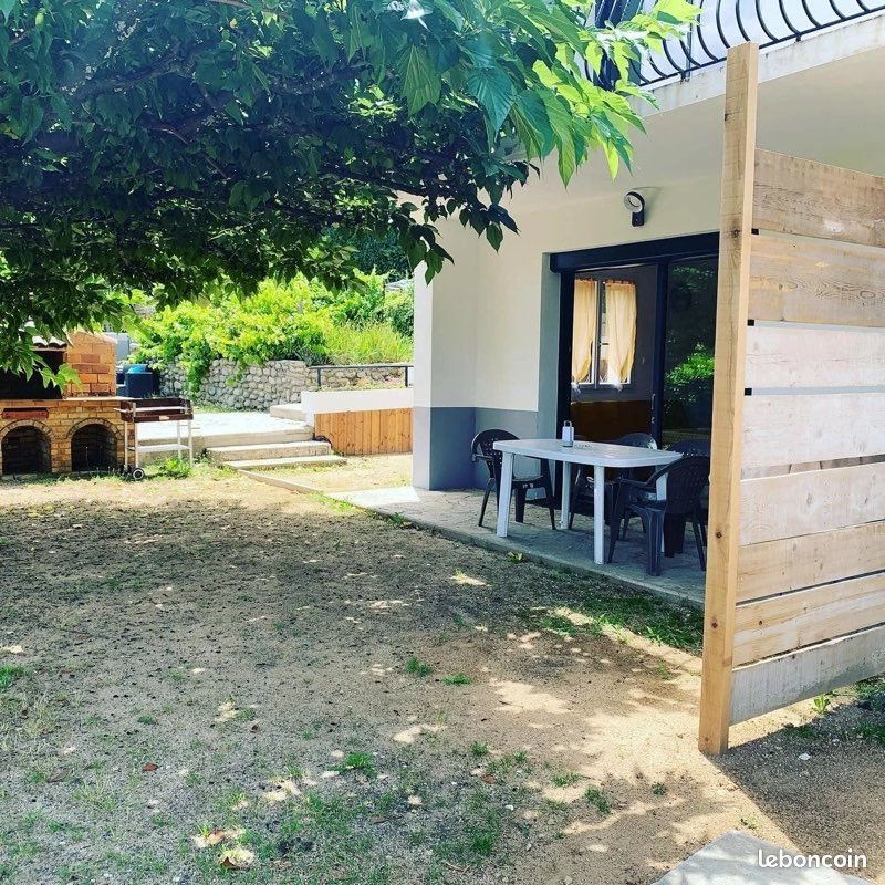 Appartement à louer, 40m², Labégude
