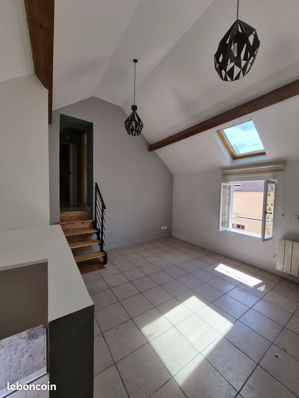 Appartement à louer, 24m², Taverny