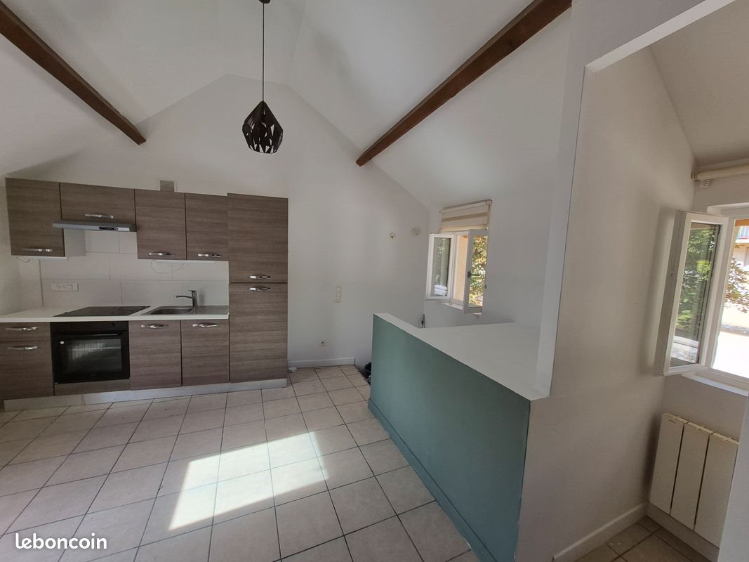 Appartement à louer, 24m², Taverny