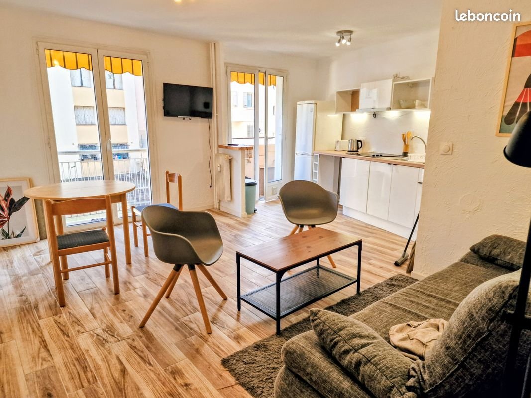 Appartement à louer, 51m², Antibes