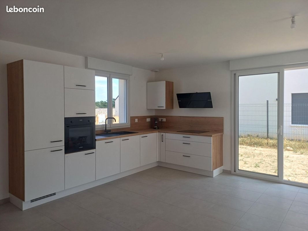 Maison à louer, 123m², Vay