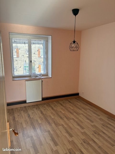 Maison à louer, 85m², Charbonnières-les-Varennes