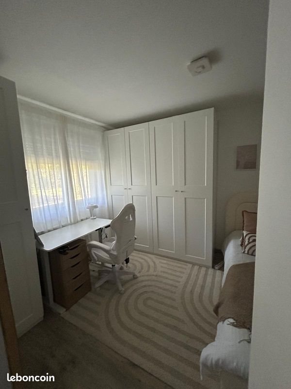Appartement à louer, 65m², Gex