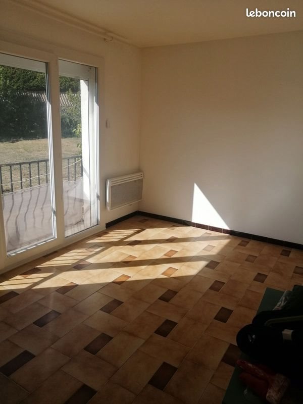 Appartement à louer, 55m², Solliès-Toucas