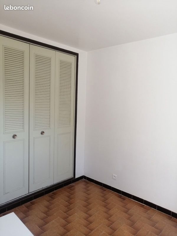 Appartement à louer, 55m², Solliès-Toucas
