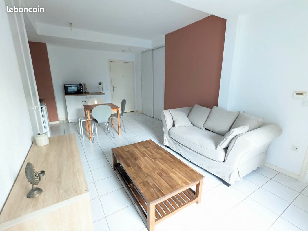 Appartement à louer, 42m², Cenon