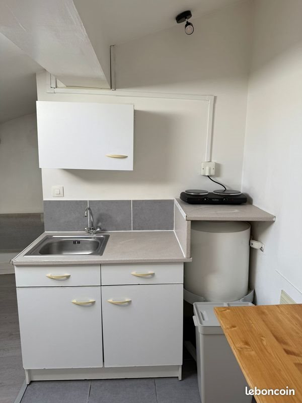 Appartement à louer, 17m², Béziers