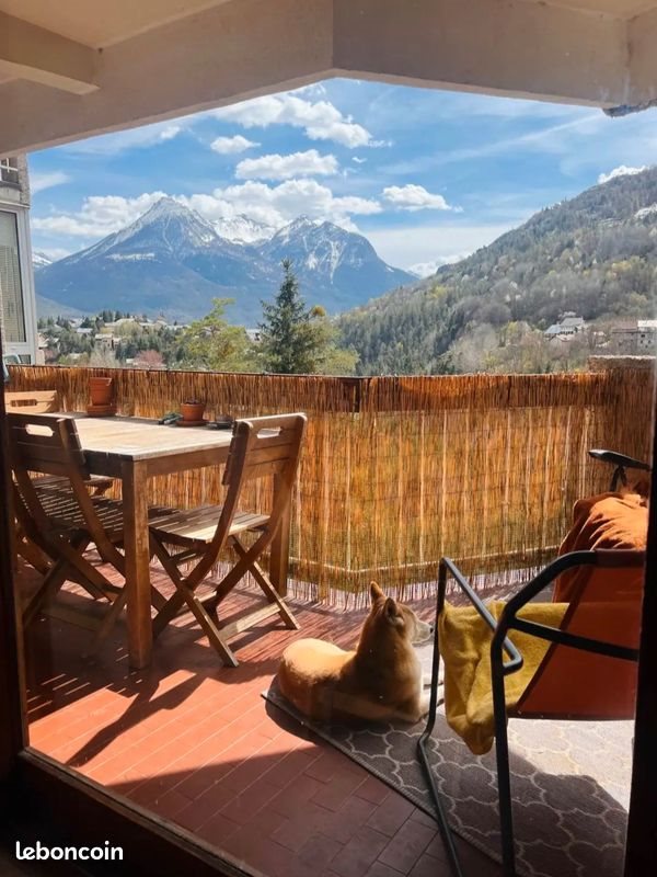 Appartement à louer, 85m², Briançon