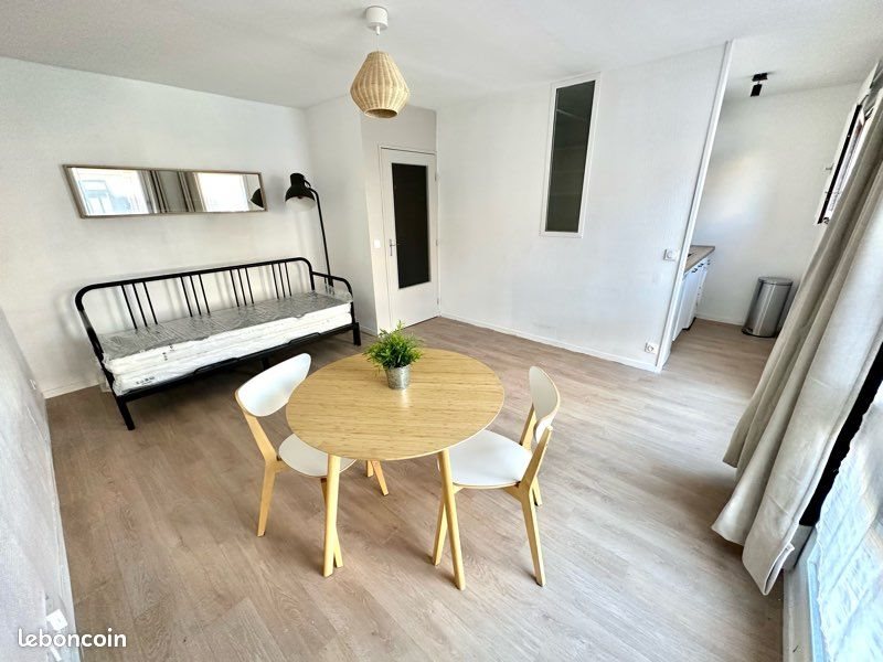 Appartement à louer, 27m², La Madeleine