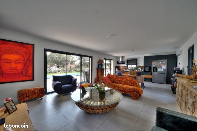 Maison à louer, 138m², Lorgues