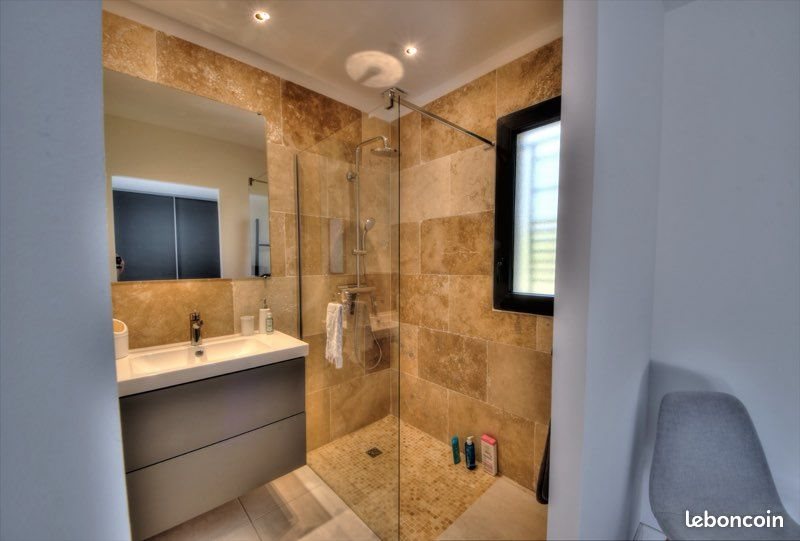 Maison à louer, 138m², Lorgues