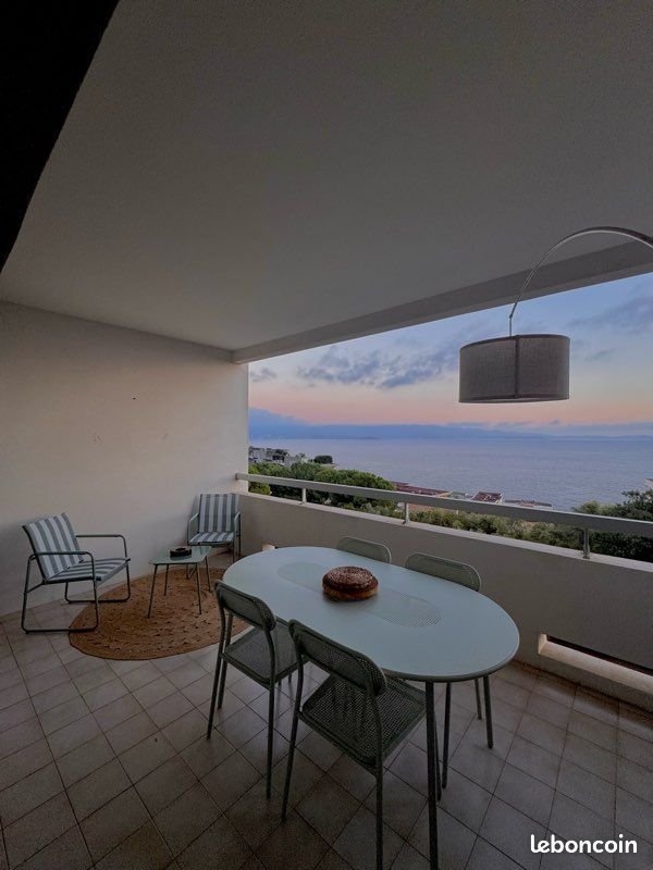 Appartement à louer, 34m², Ajaccio