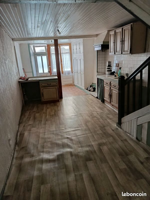 Maison à louer, 80m², Saint-Léonard-de-Noblat