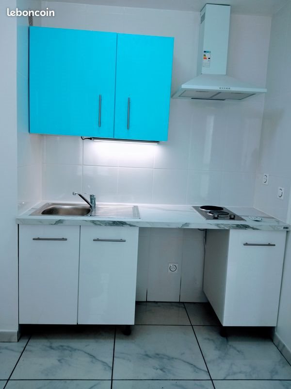 Appartement à louer, 28m², Marseille 8ème