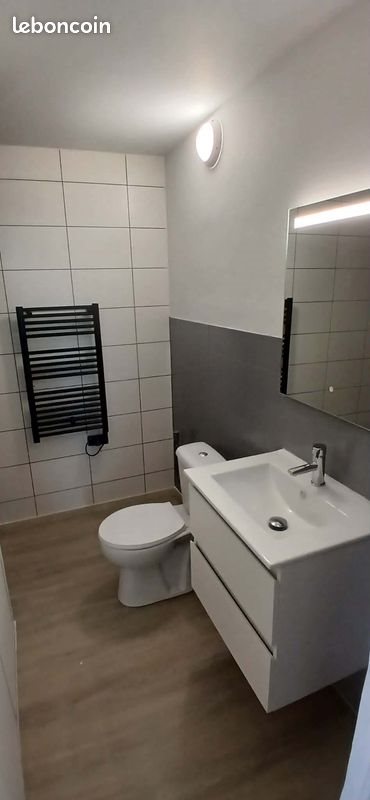 Appartement à louer, 43m², Saint-Flour