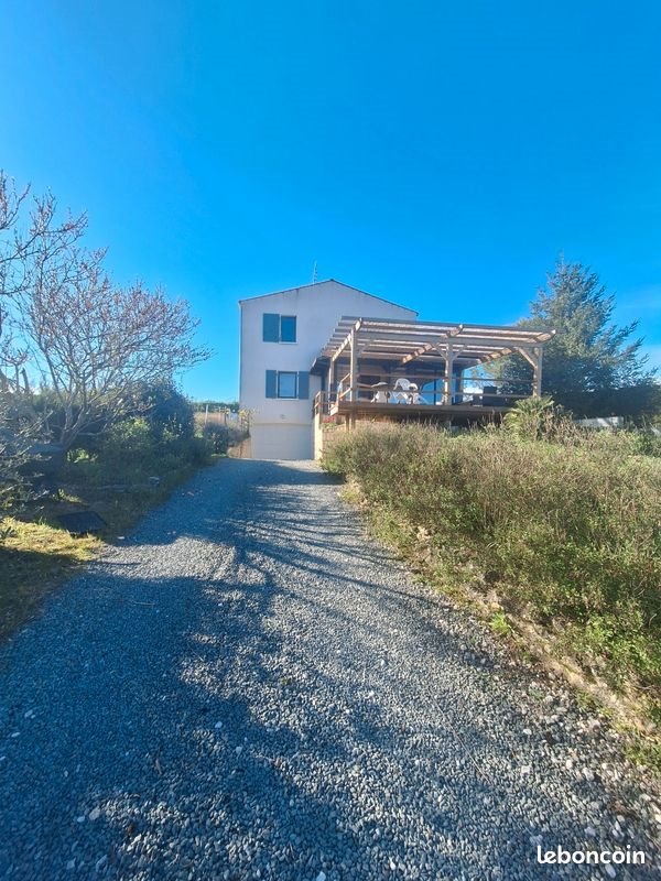 Maison à louer, 180m², Bussac-sur-Charente