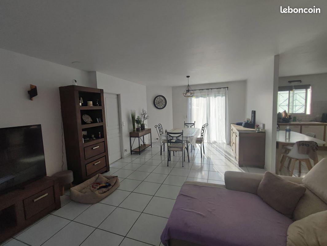Maison à louer, 110m², Seyresse
