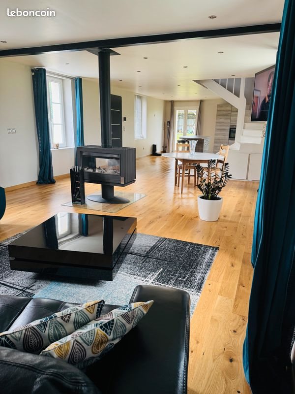 Maison à vendre, 180m², Neuf-Marché