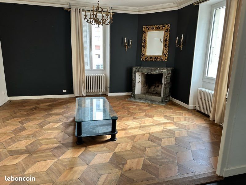 Appartement à louer, 155m², Saint-Julien-en-Genevois