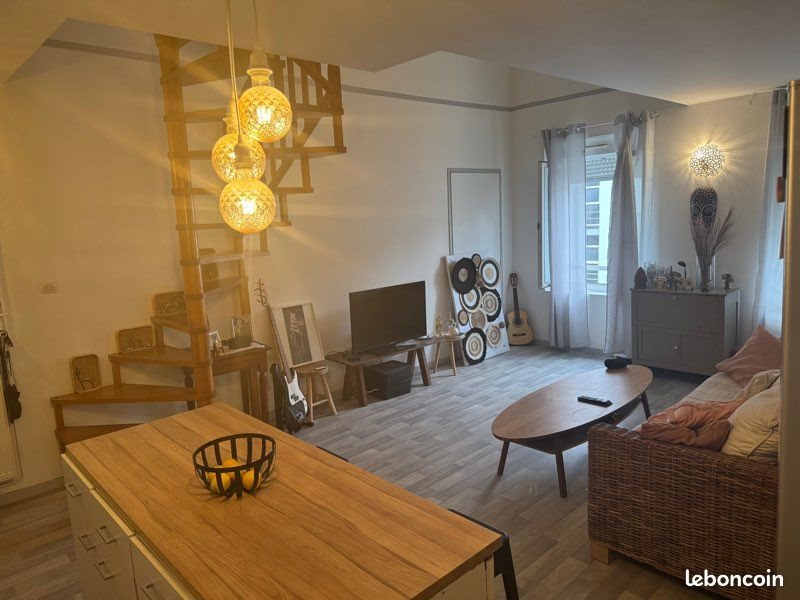 Appartement à louer, 69m², Saint-Étienne