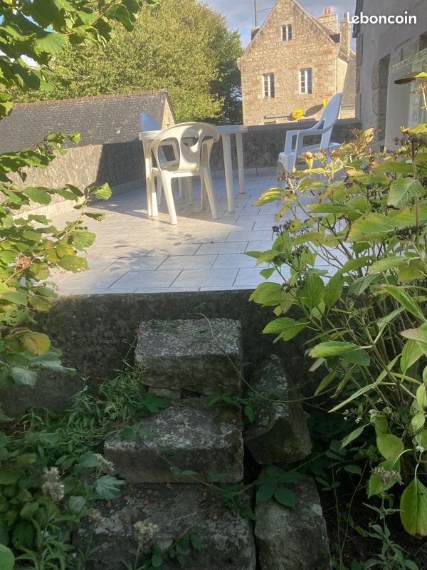 Maison à louer, 95m², Pluzunet