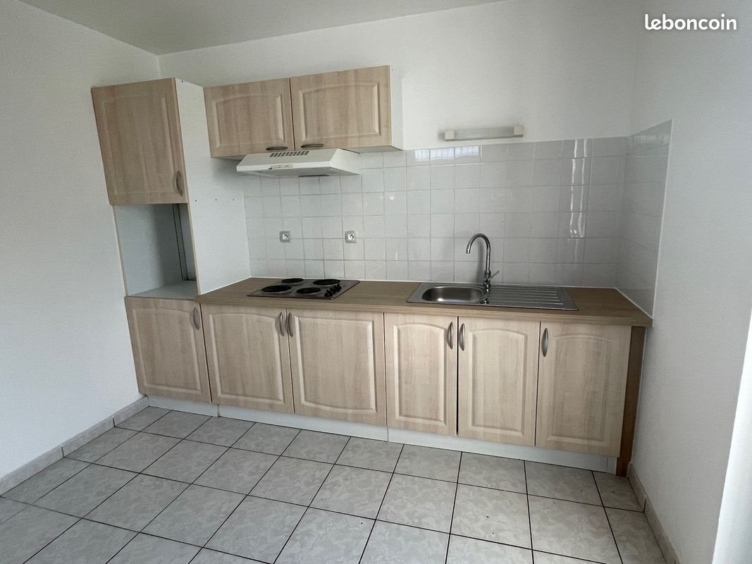 Maison à louer, 42m², Bassens