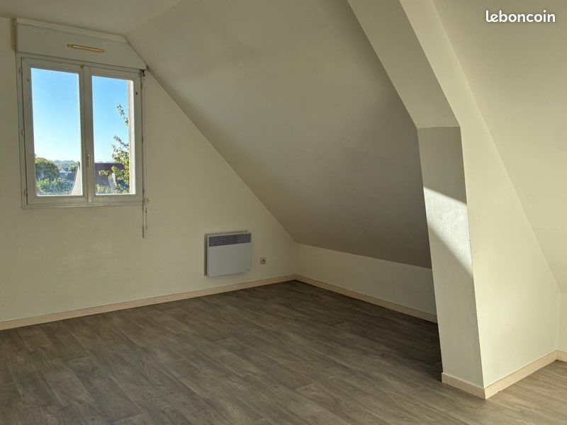 Maison à louer, 111m², Trangé