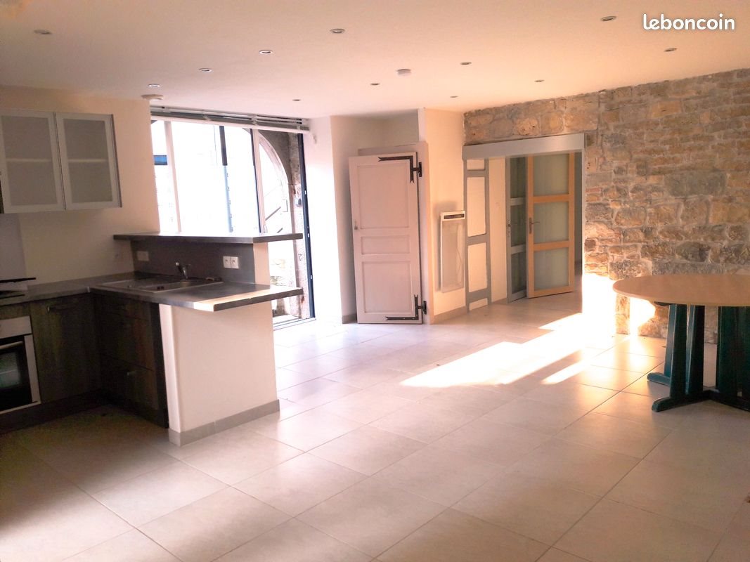 Appartement à louer, 61m², Montmorot