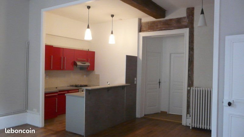 Appartement à louer, 63m², Moulins