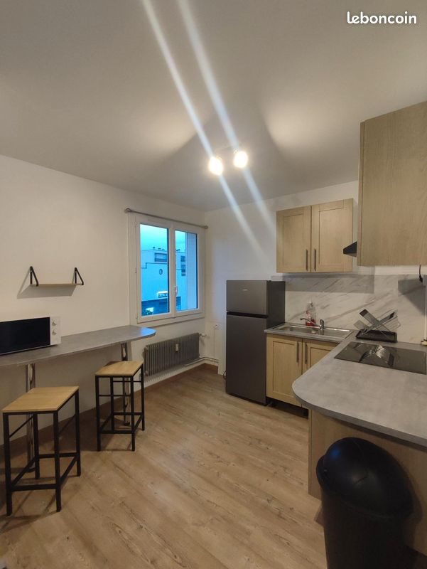 Appartement à louer, 41m², Roanne