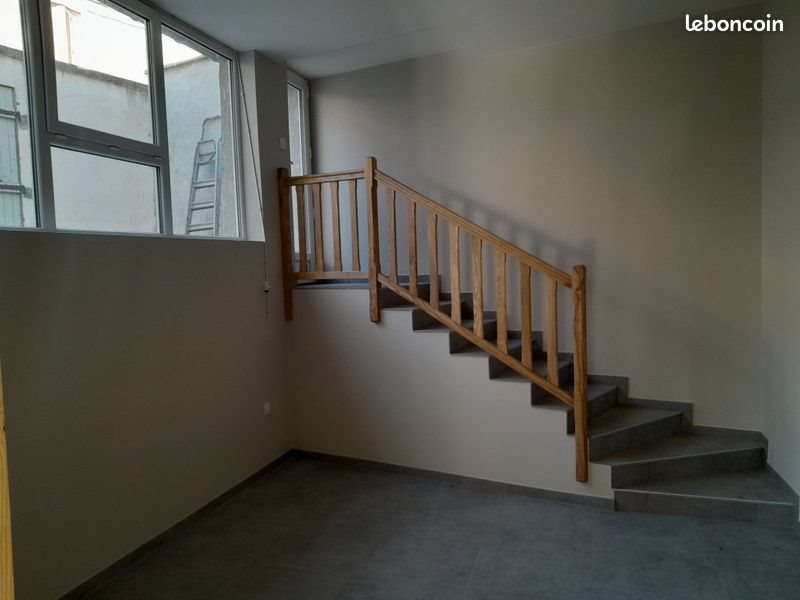 Appartement à louer, 75m², Chambost-Longessaigne