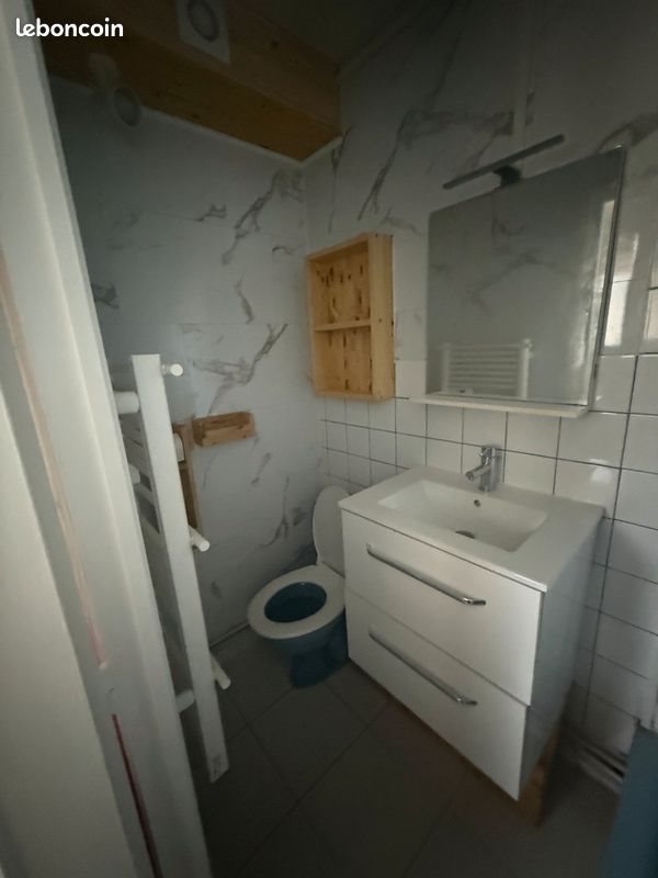 Appartement à louer, 26m², Saintes