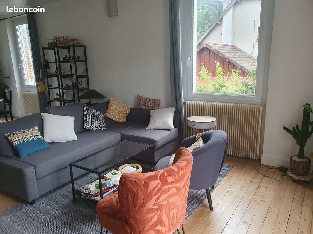 Appartement à louer, 100m², Dortan