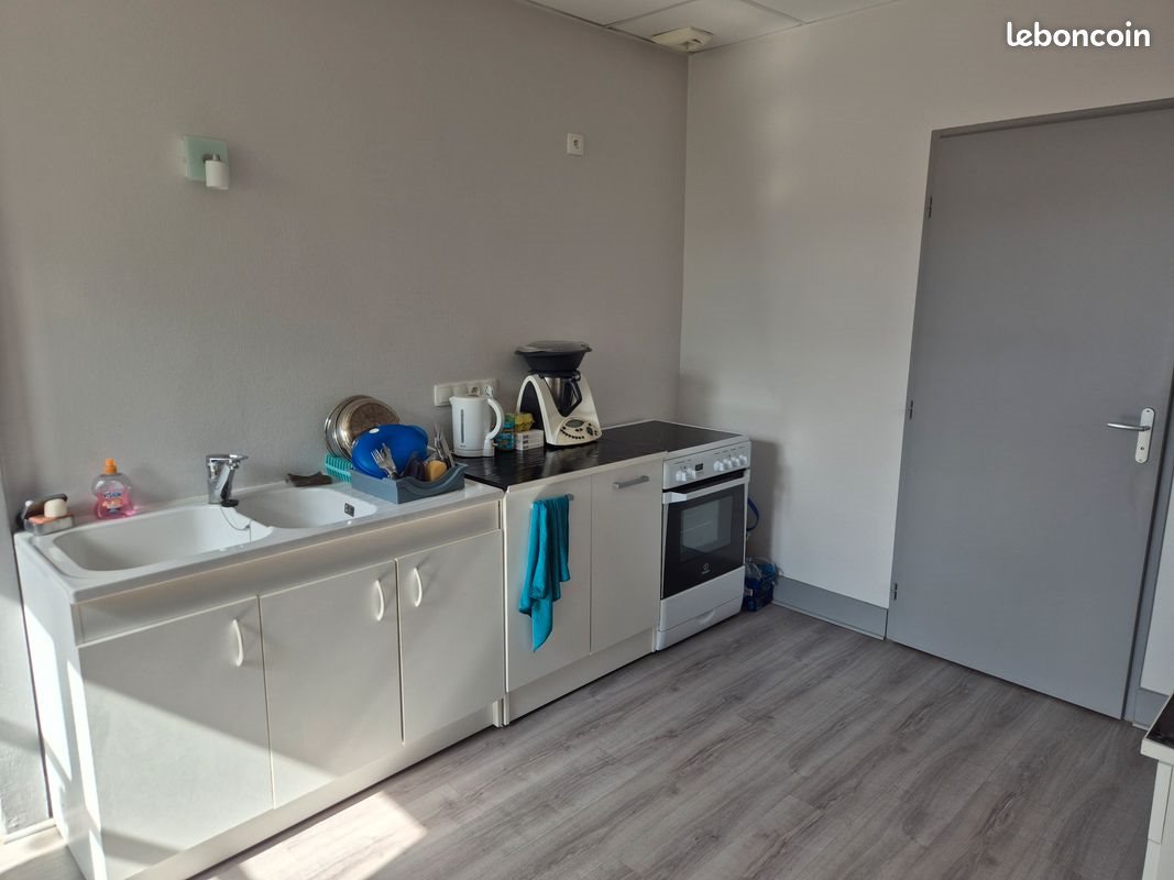 Appartement à louer, 60m², Evillers