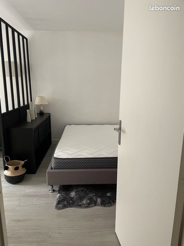 Appartement à louer, 29m², Cergy