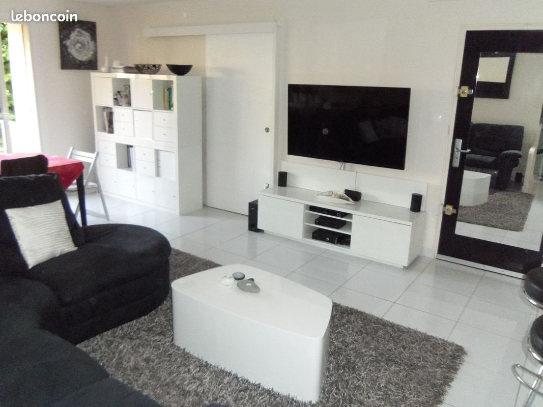 Appartement à louer, 75m², Hyères