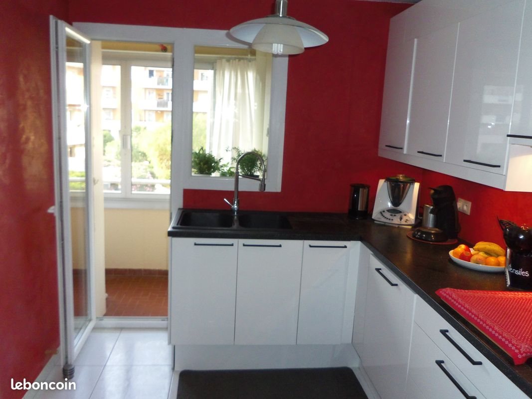 Appartement à louer, 75m², Hyères