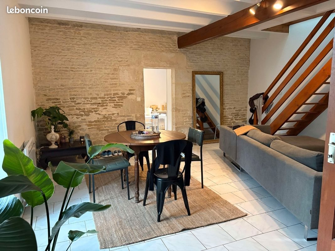 Maison à louer, 56m², Le Vanneau-Irleau