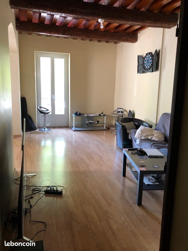 Appartement à louer, 85m², Orange