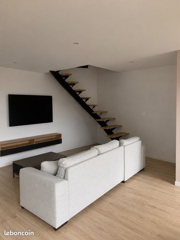 Maison à louer, 80m², Nohanent