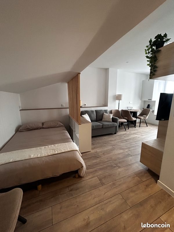 Appartement à louer, 26m², Nîmes