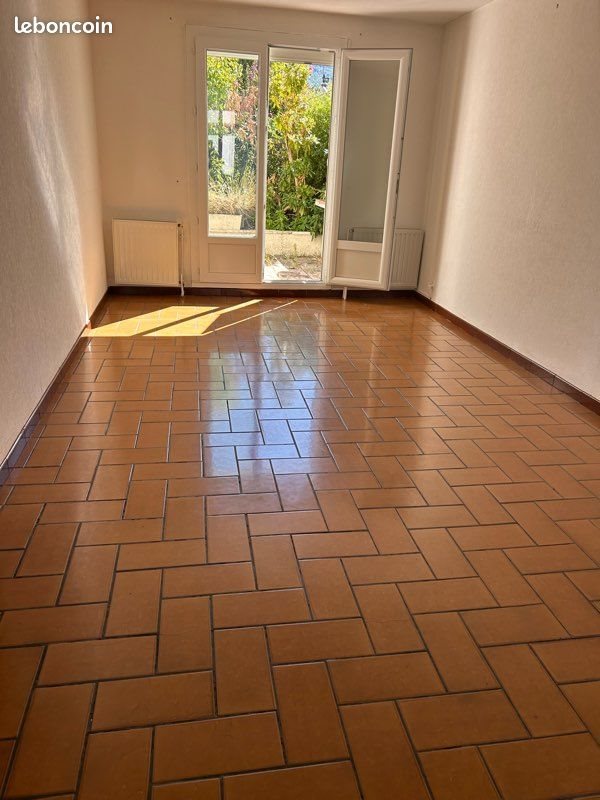 Maison à vendre, 110m², Aussillon