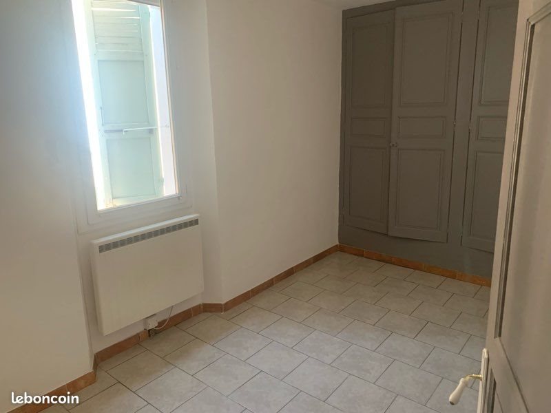 Appartement à louer, 58m², Oraison
